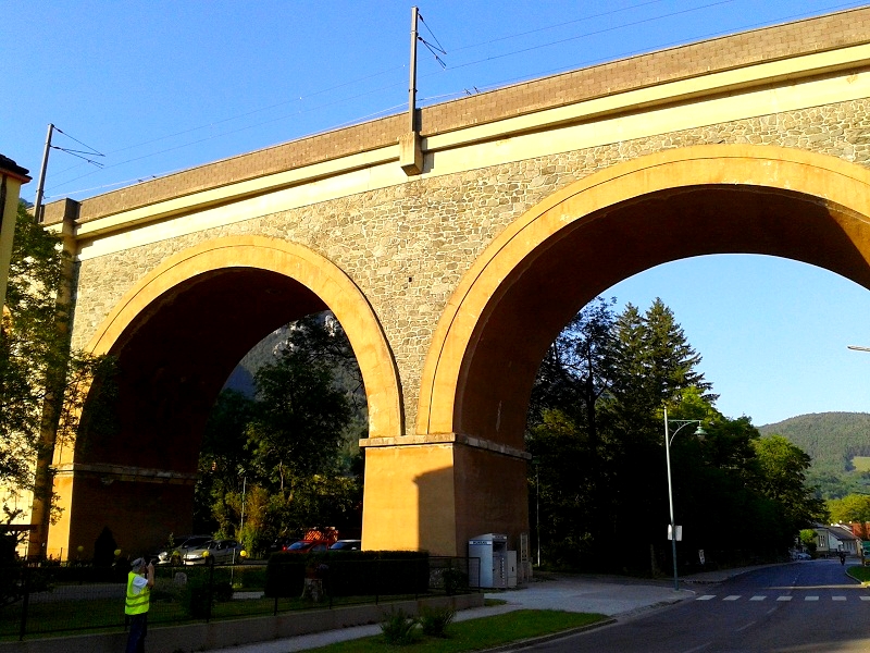 2014060859.jpg