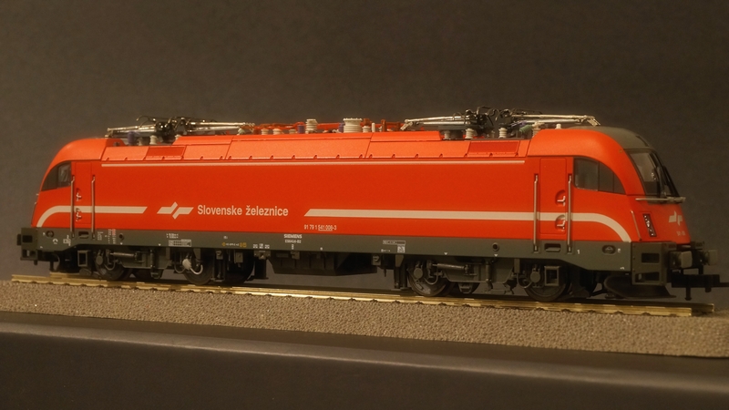 541-008a.jpg