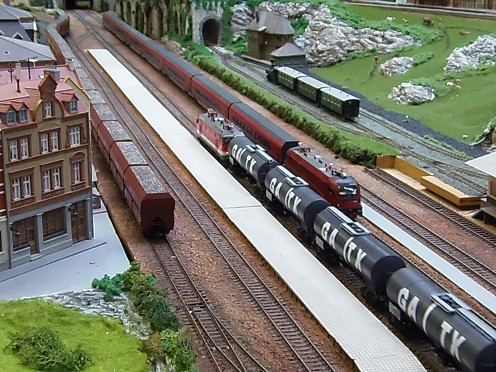 144.JPG