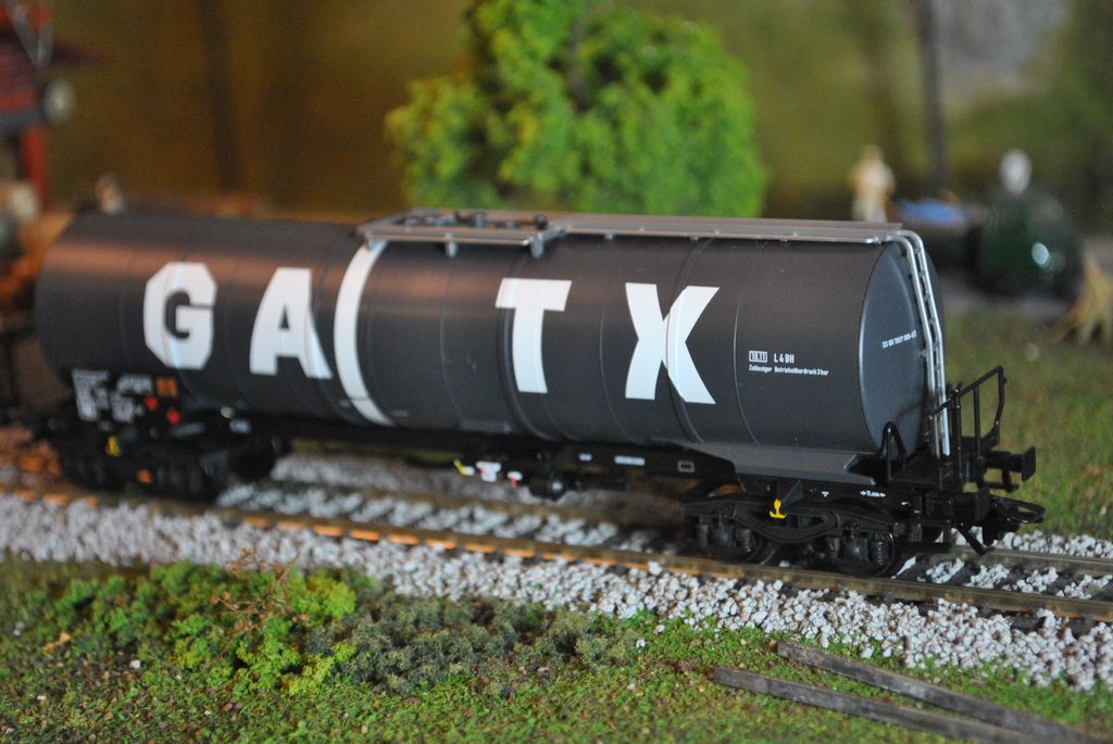 Trix 24203-08 GATX 3.jpg