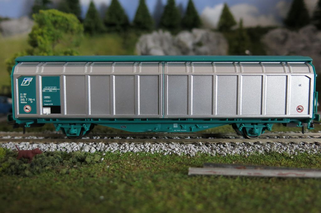 Trix 24508 Hbbillns FS 1.jpg