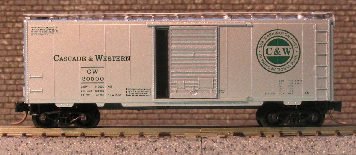 Micro-Trains Line Cascade & Western Silver.JPG