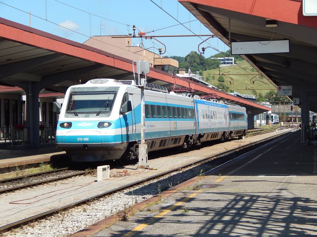 DSCN5549.JPG