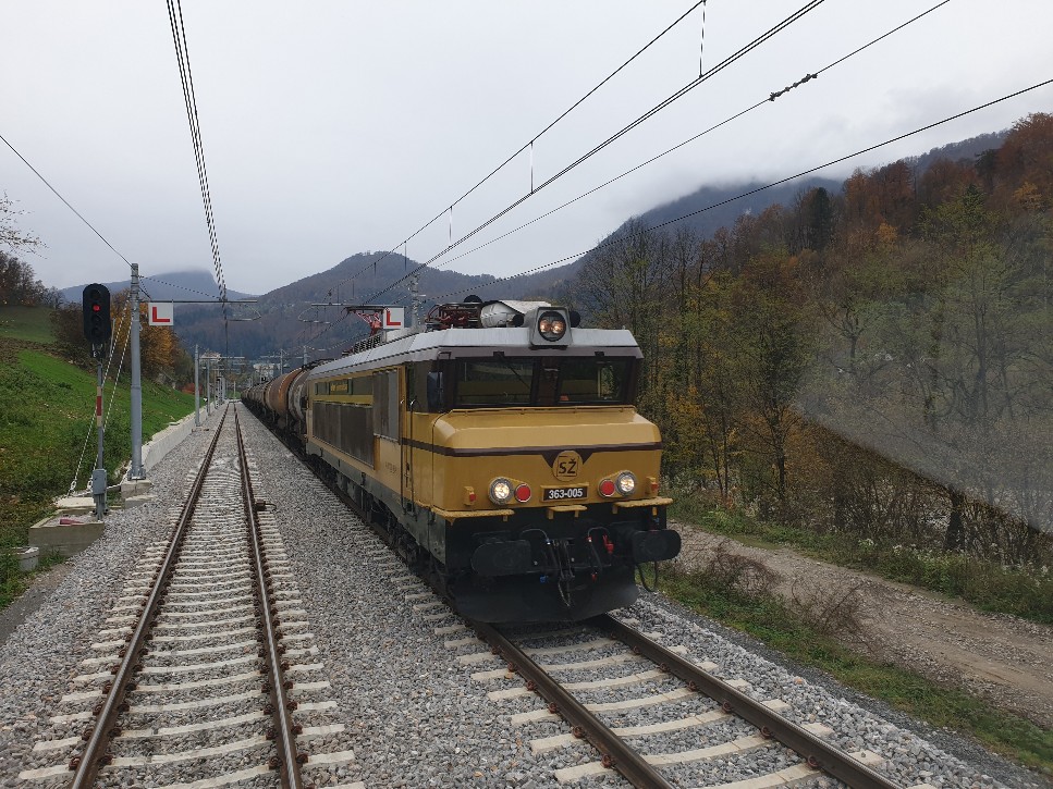 20191114_142758(0)_copy_967x725.jpg