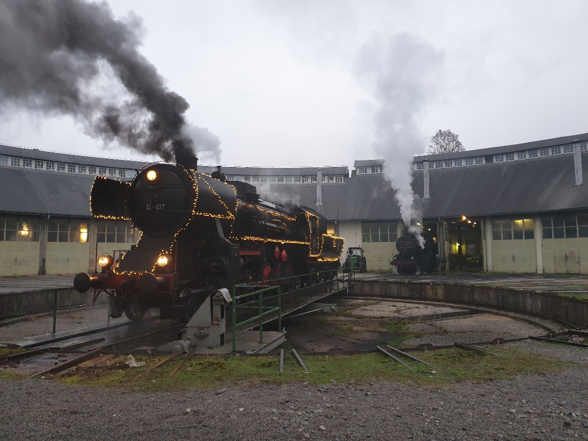 20191126_071819_copy_1169x877.jpg