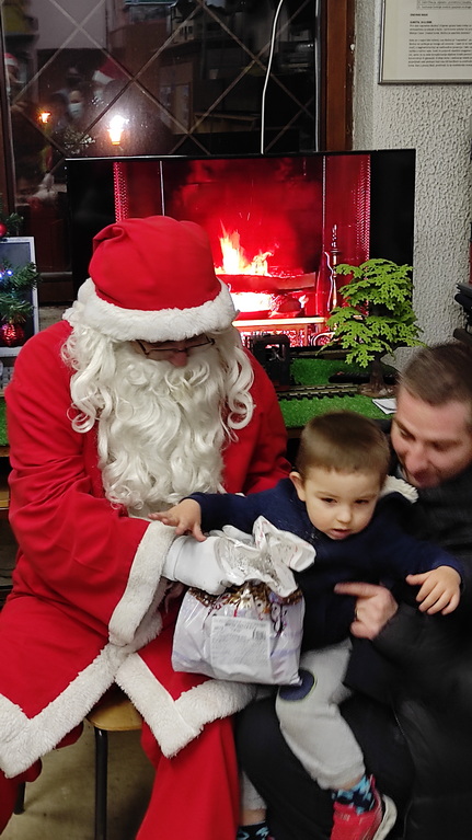 IMG_20211221_192435_resize.jpg