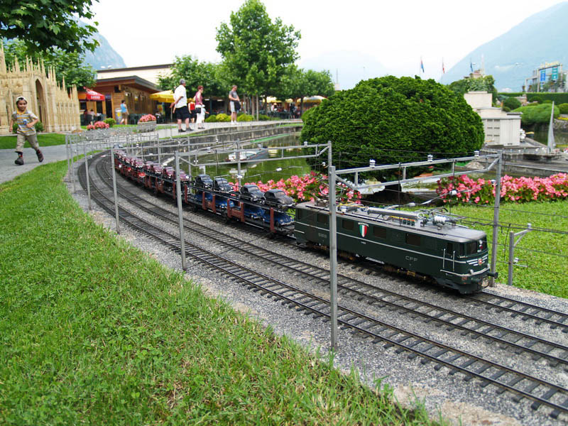 22.06.08,Zurich-Mini Switzernand Melide-Lugano_220_resize.jpg