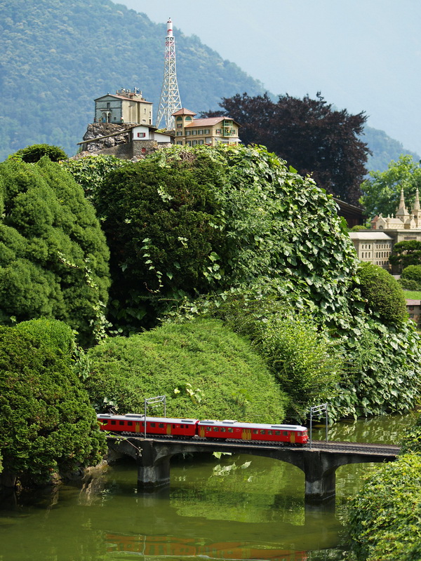 22.06.08,Zurich-Mini Switzernand Melide-Lugano_281_resize.jpg
